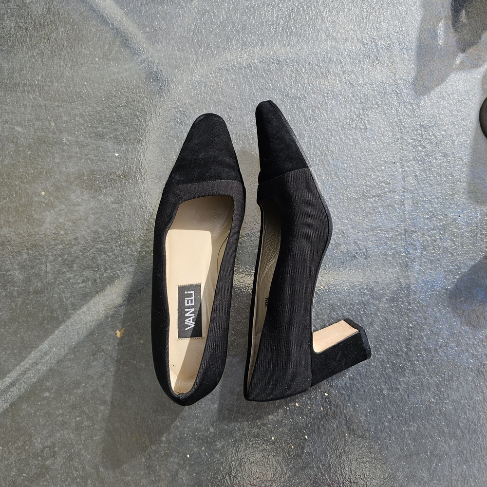 VANELi Women's Black Suede Pumps